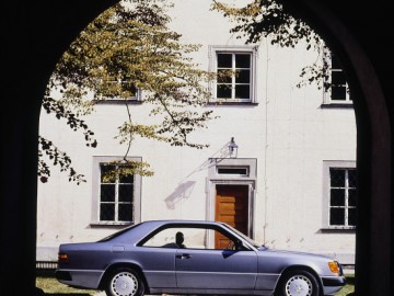 Mercedes W124 &ndash; Wszechstronny klasyk